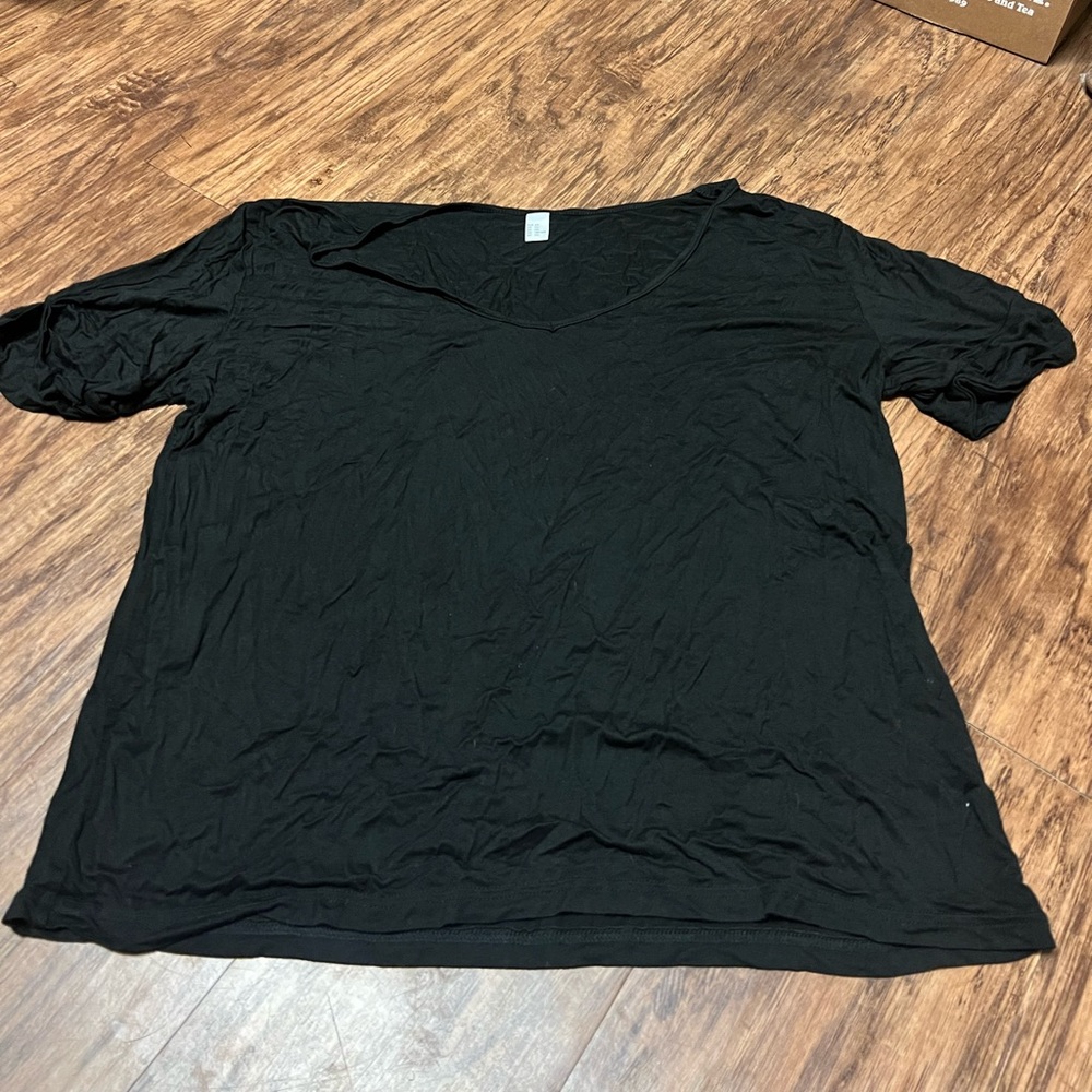 Black T-shirt